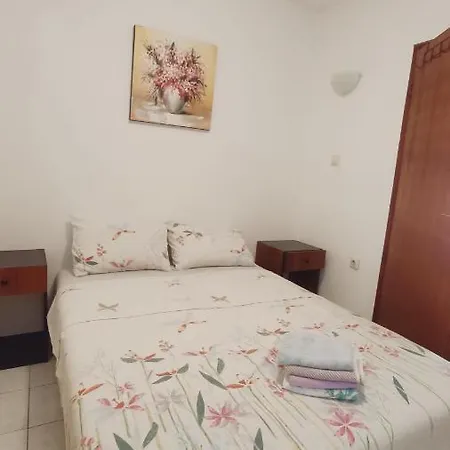 Ruza Apartmán Budva